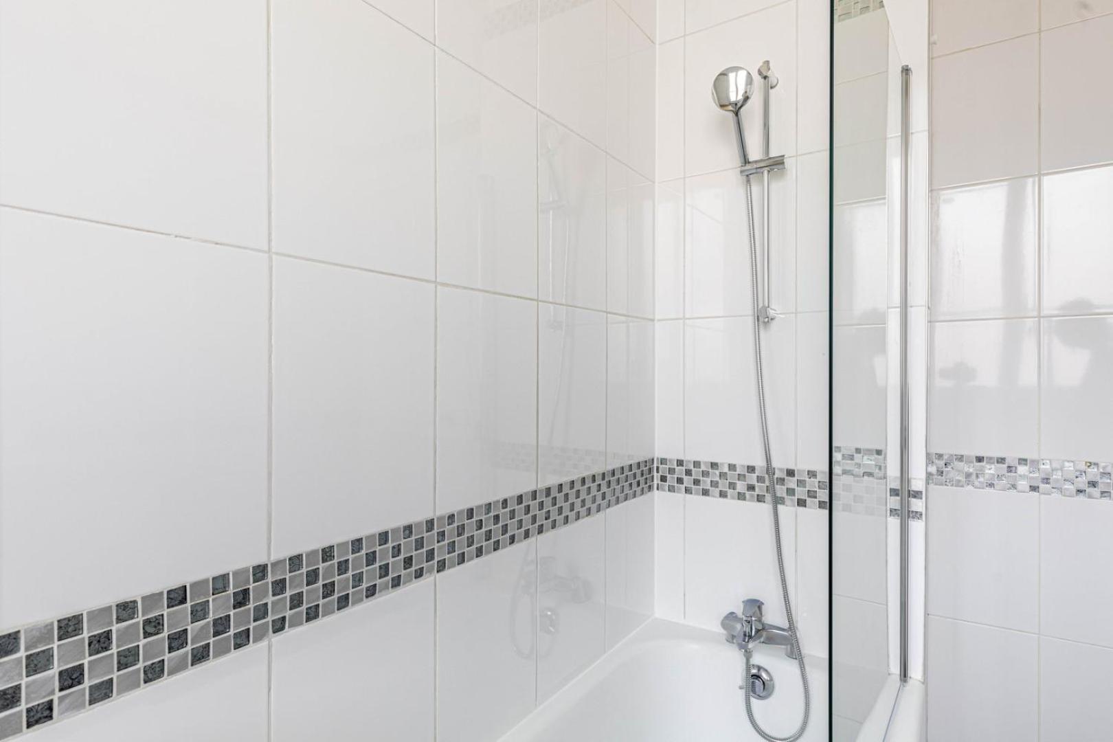 Guestready - Apt Moderne - Direct Champs Elysees Clichy Exterior foto